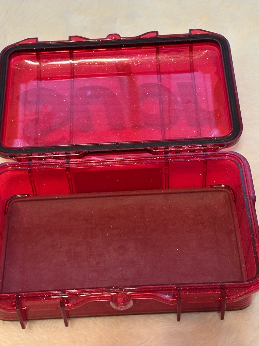 Supreme Glitter Red Pelican M50 Micro Case - Picture 9 of 10